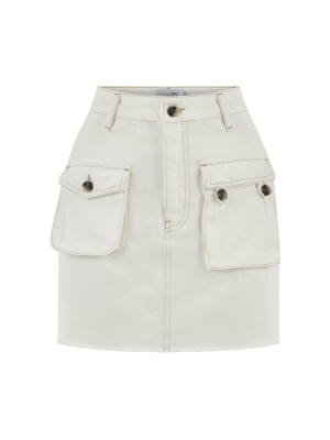 Ön Cep Detaylı Beyaz Denim Mini Etek