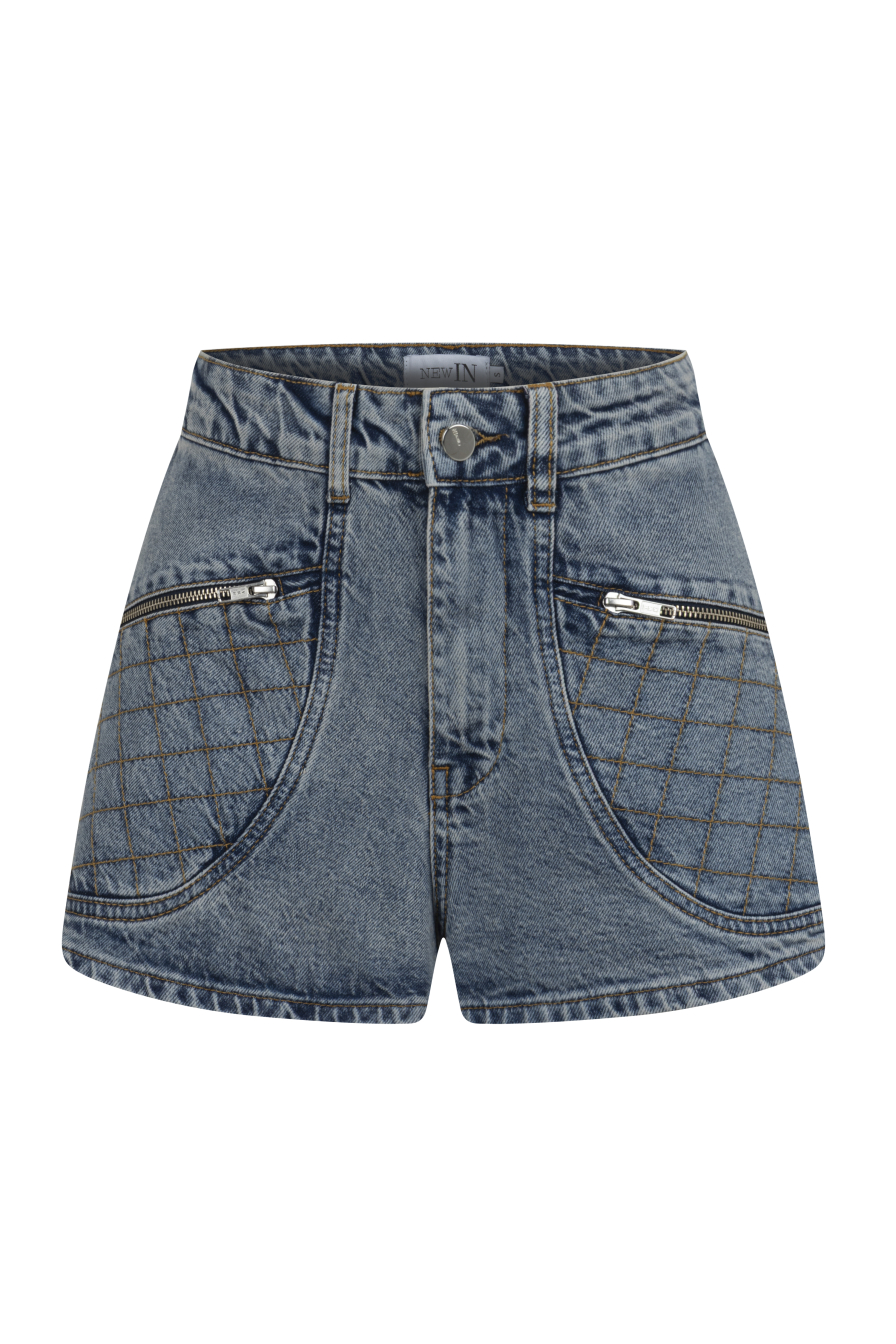 Brode Detaylı Buz Mavisi Denim Şort